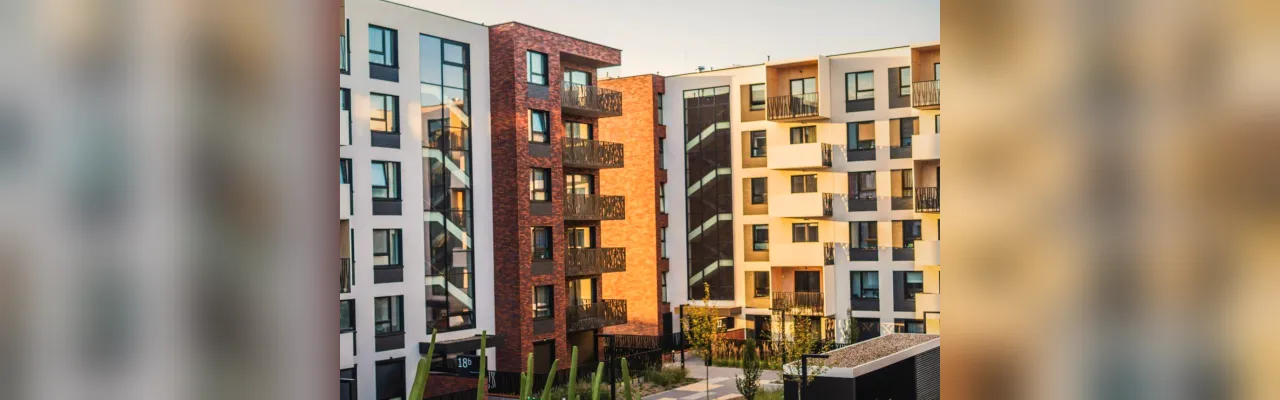 Clujul păstrează recordul de prețuri, Bucureștiul accelerează creșterea