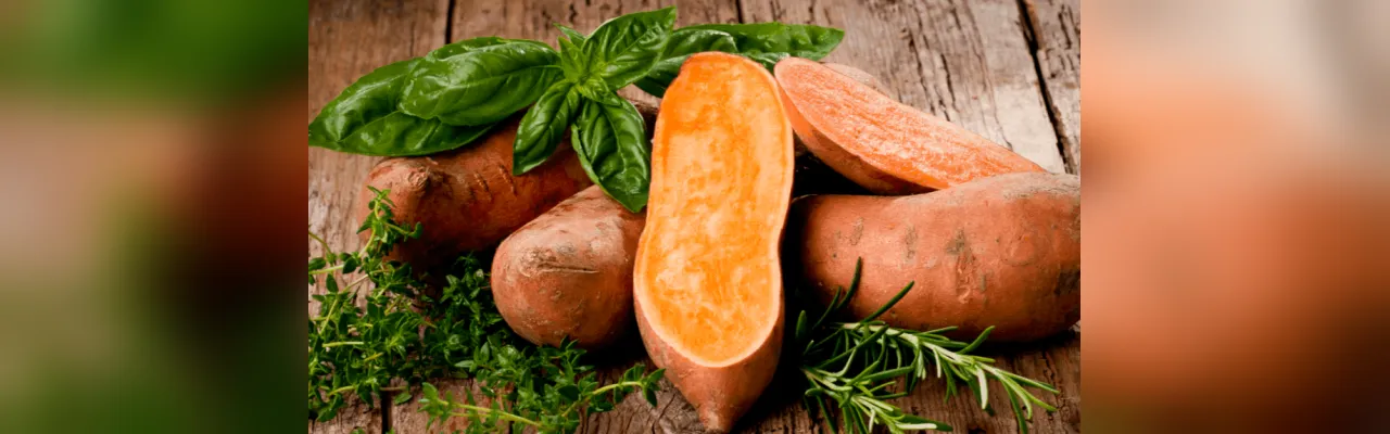 Sucul de cartof roșu și ulcerul gastric: un remediu natural sau un mit?
