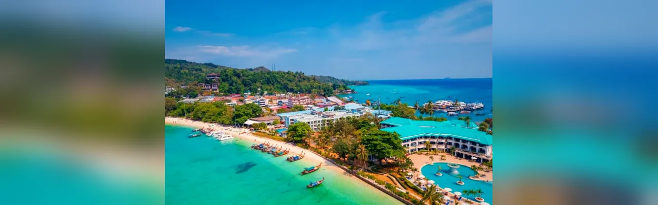 Thailanda anunță o taxă pentru turiști care părăsesc țara.